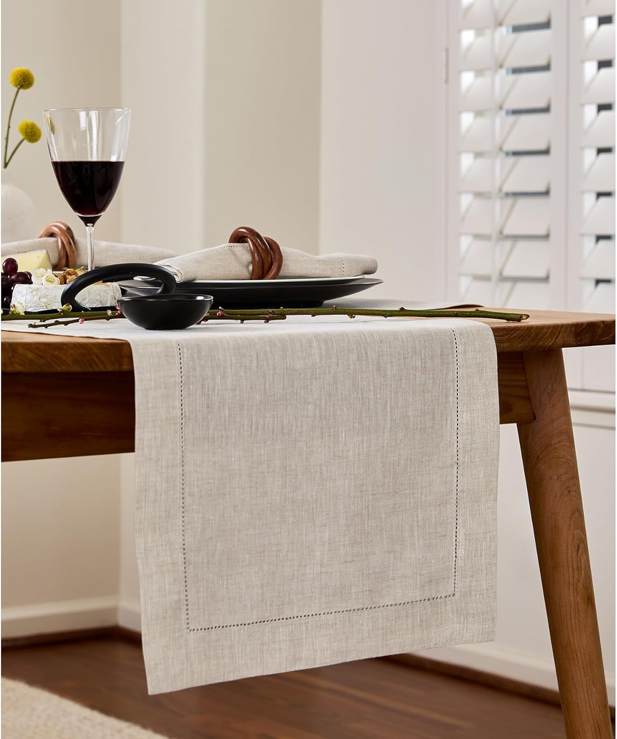 The Linen Table Runner